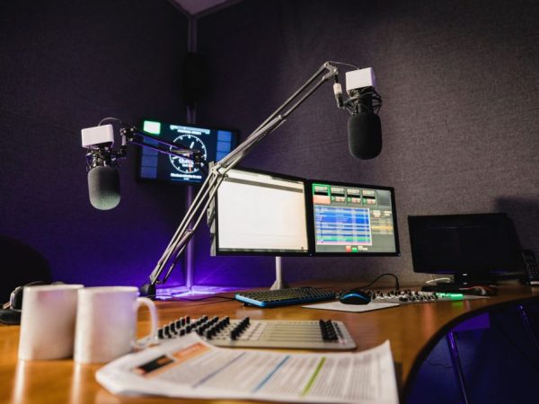 Services Radio